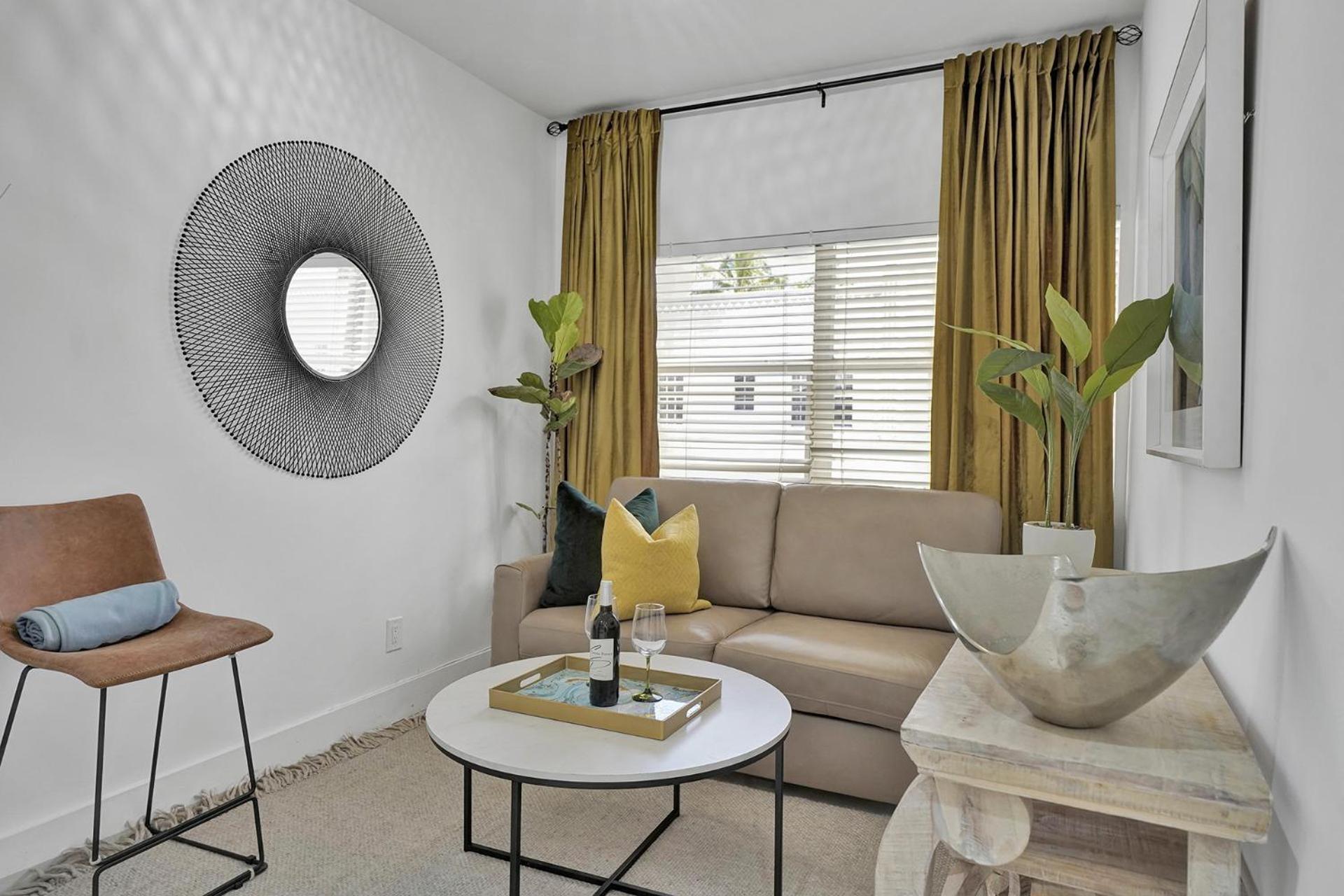 Sobe Monarch 2Bedroom 2 Bath Modern Apt- Walk To Ocean Drive Μαϊάμι Μπιτς Εξωτερικό φωτογραφία